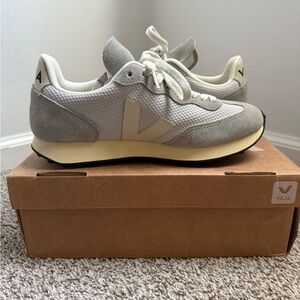 Veja Light Gray and Cream Sneakers